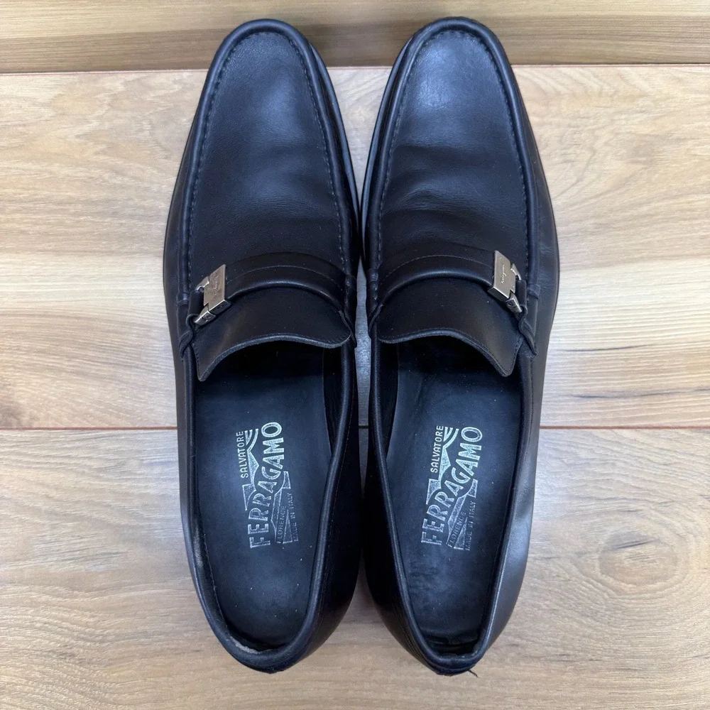 Salvatore Ferragamo Gancini Bit Loafers Mens 10.5 D Black Leather Moc Toe Formal